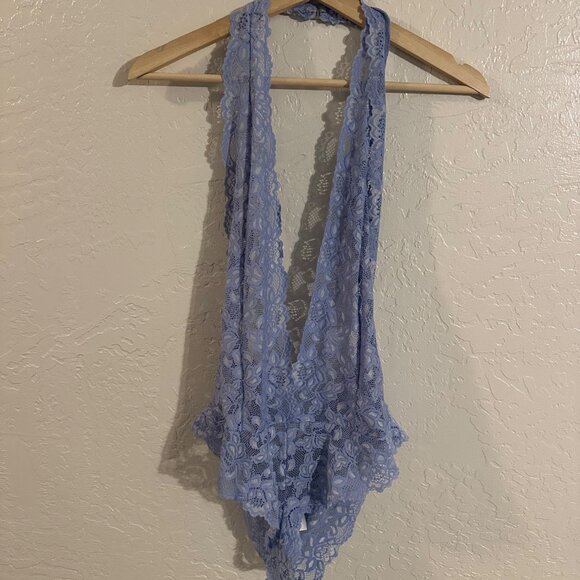 Fredericks of Hollywood Baby Blue Sheer Lace Plunging V Neck Teddy Lingerie - Picture 2 of 10